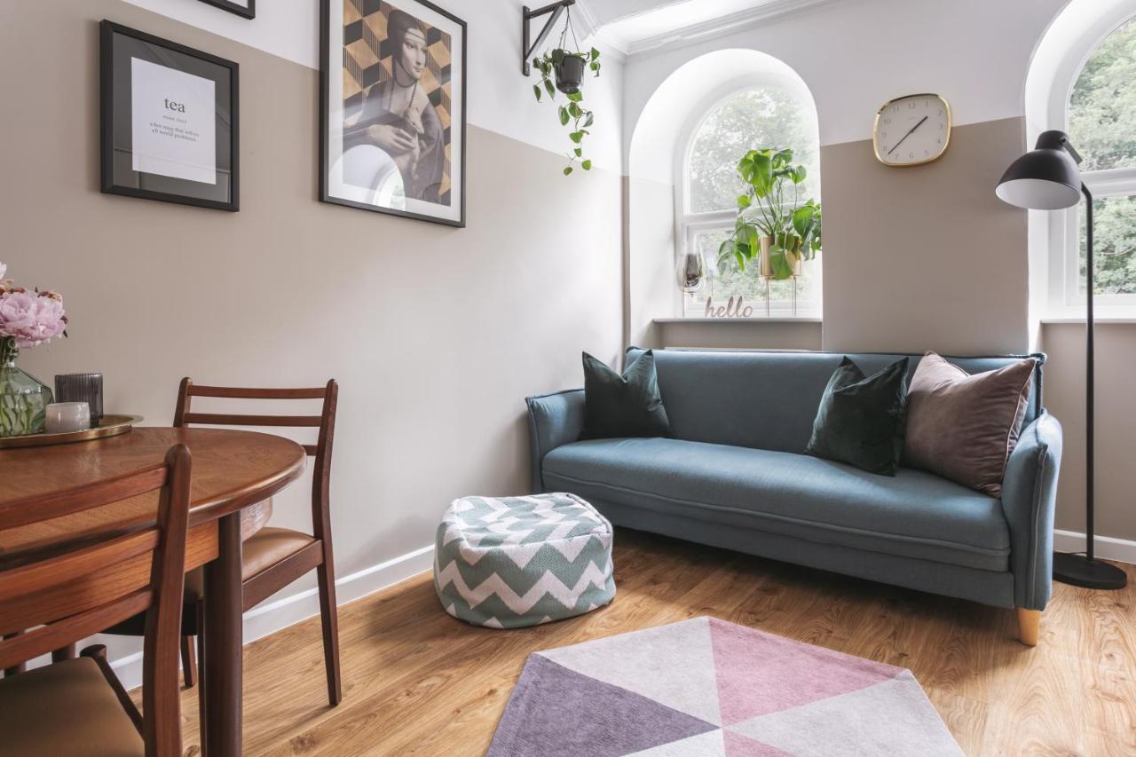 14 Church Street- Close To Windermere Train Station Екстер'єр фото